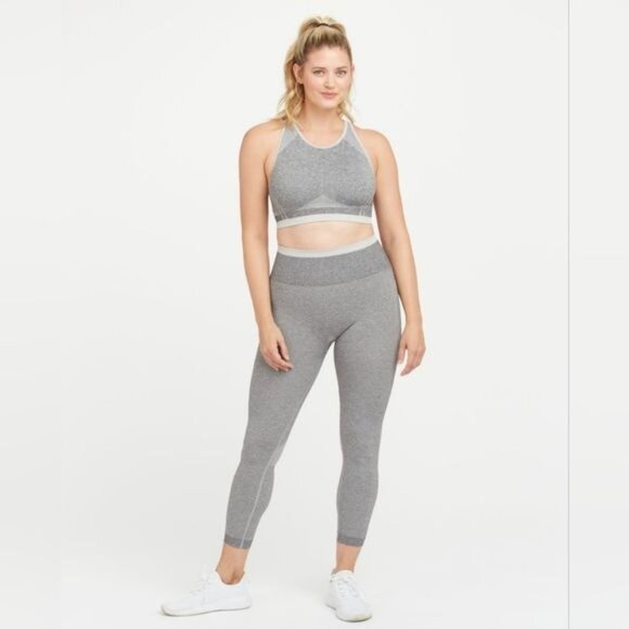 Spanx Seamless Sculpt Sports Bra Size Large Spacedye Cloudy Grey NWT - Picture 2 of 10